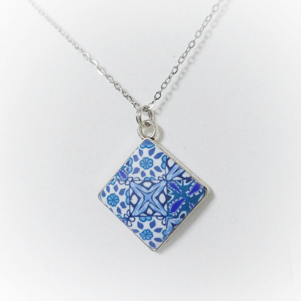 Blue Stud and Pendant Gift Set