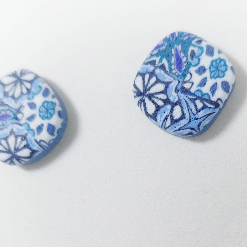 Blue Stud and Pendant Gift Set