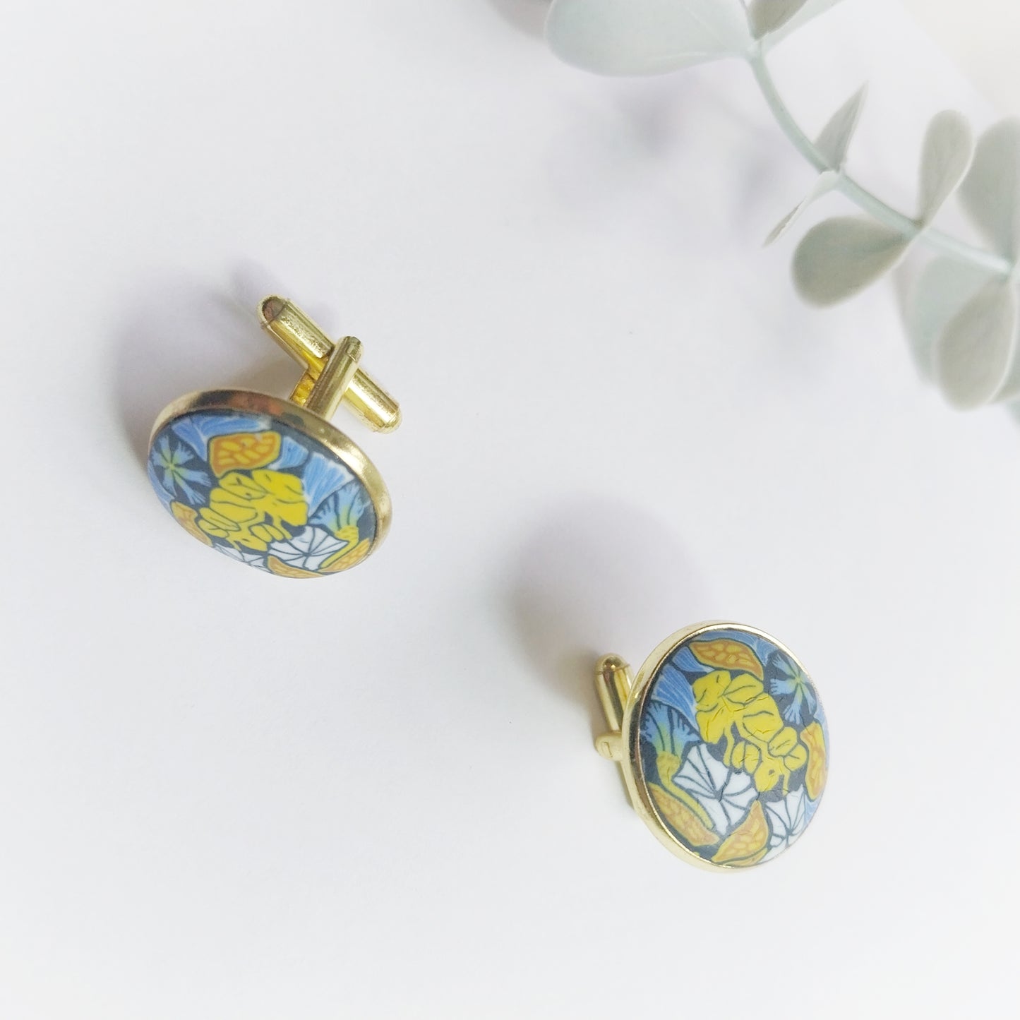 Cufflinks