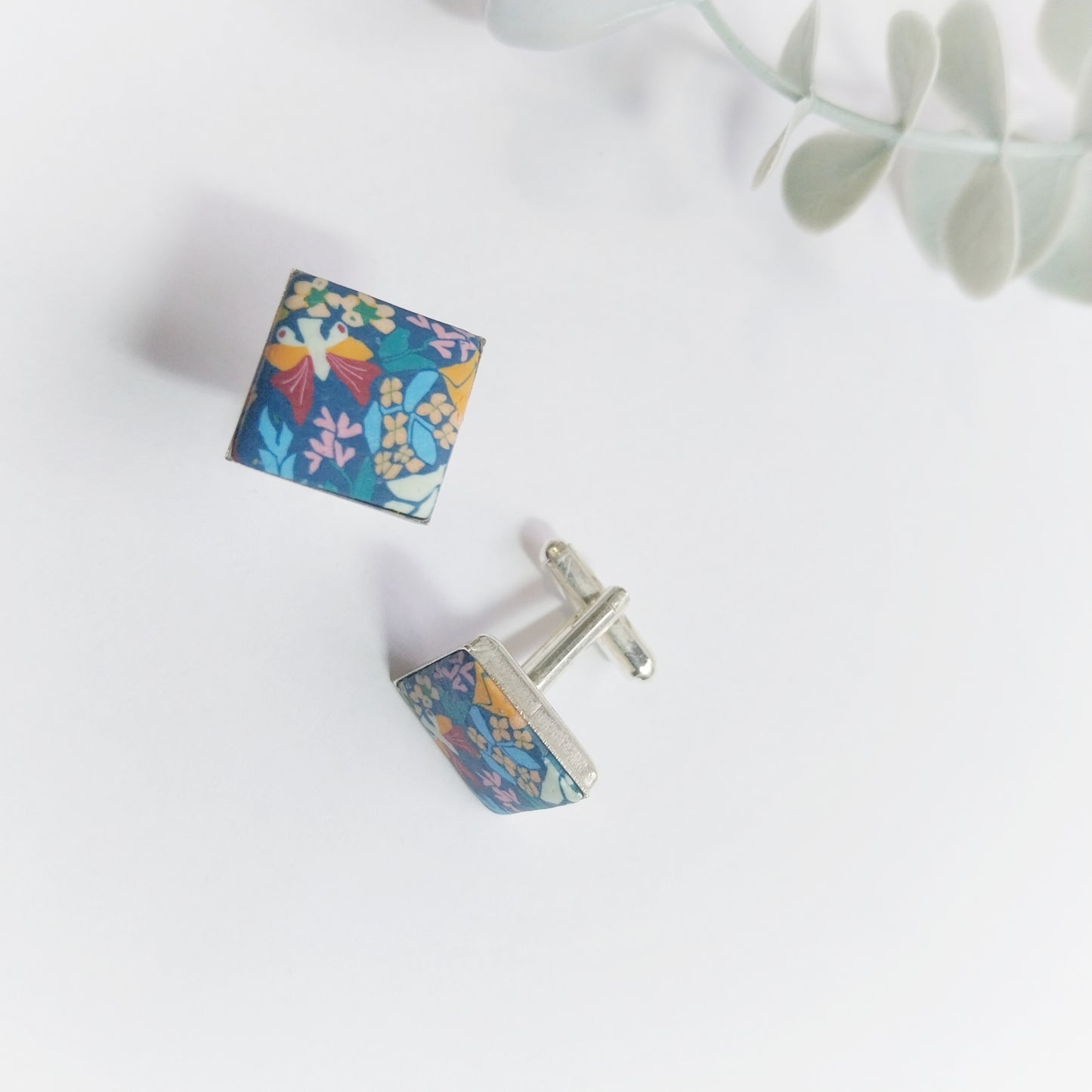 Cufflinks
