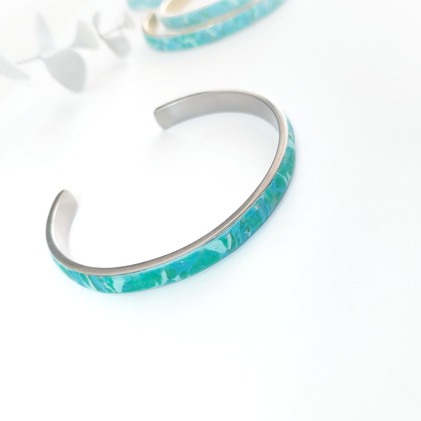 Cuff bracelet
