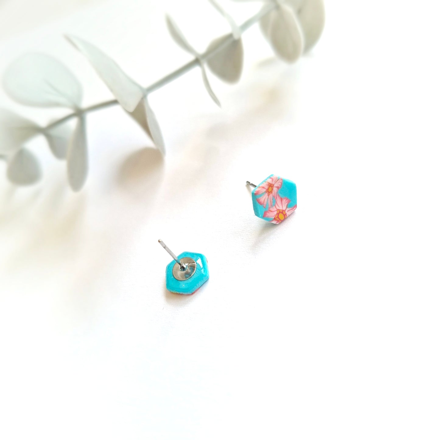 Annette - Studs Cherry Blossom