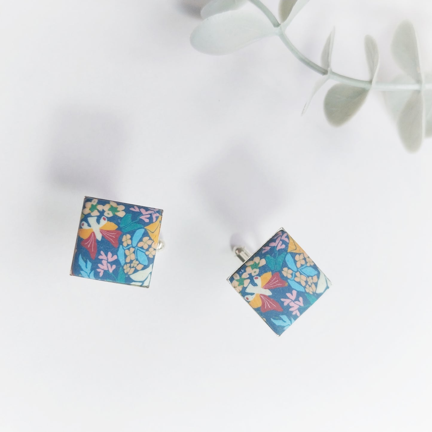 Cufflinks