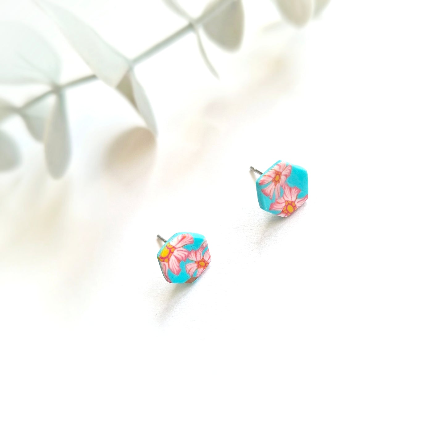 Annette - Studs Cherry Blossom