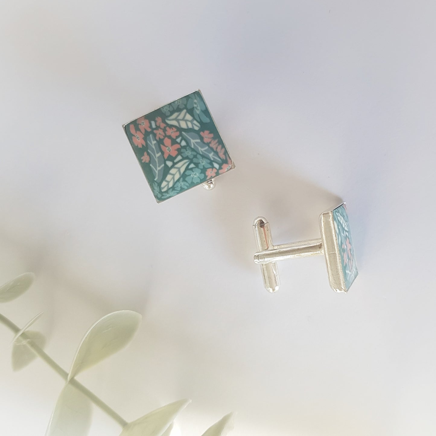 Cufflinks