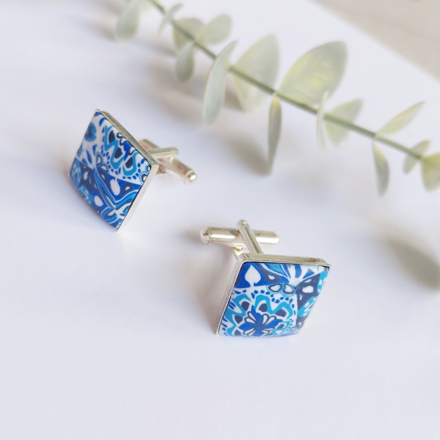 Cufflinks